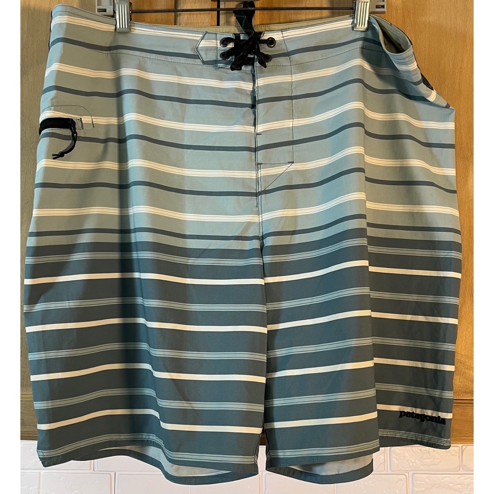 Patagonia Board Shorts Mens 38 Blue Striped Lace Up Zipper Pocket Swim Trunks